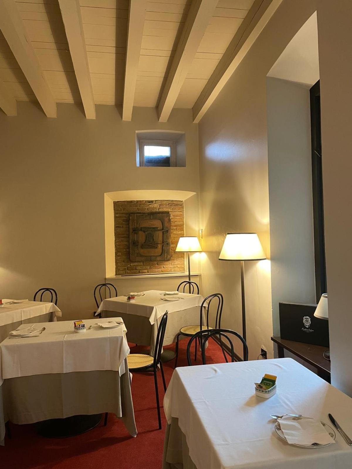Lear • Dining Club Hotel Briosco Exterior foto